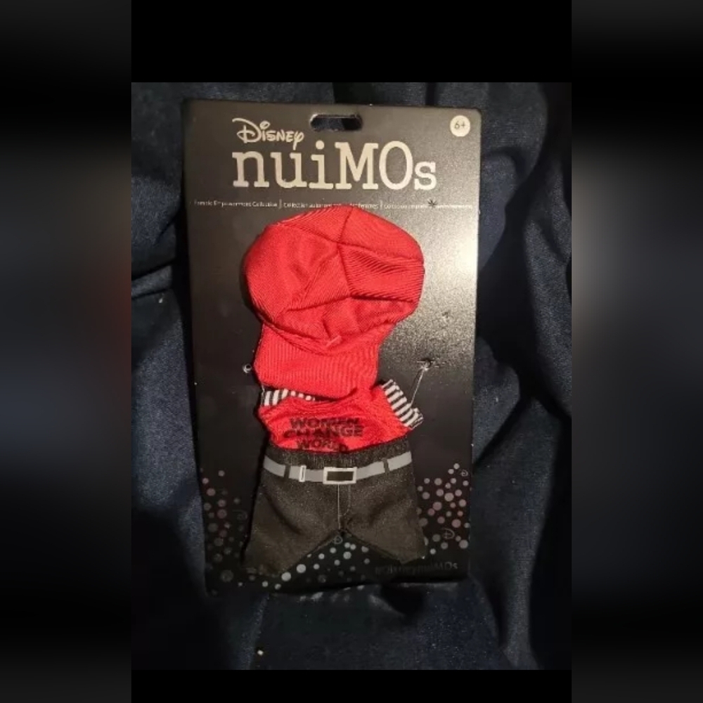 Disney Parks nuiMOs Women Change the World Red T-Shirt/Hat Black Pants New
